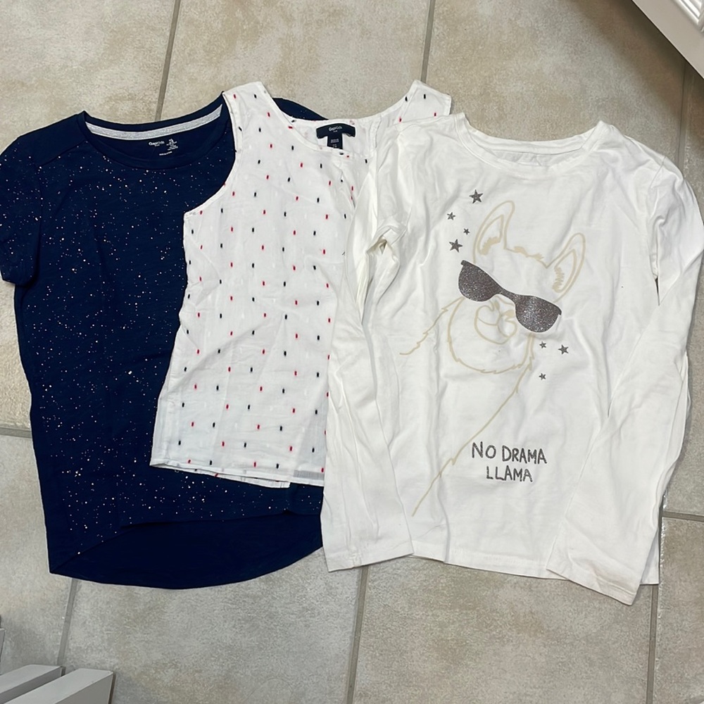 Kids Gap tops